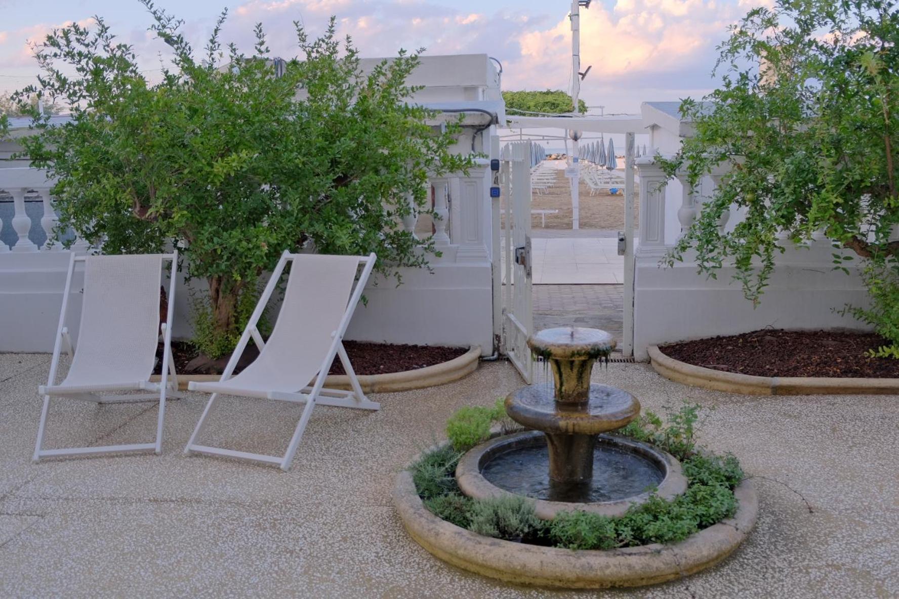 Villa La Torretta Luxury B&B - Adults Only - ริมินี ภายนอก รูปภาพ